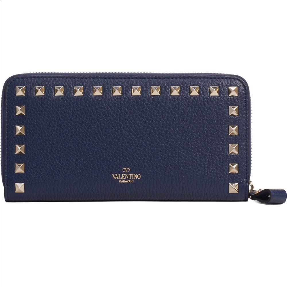 Valentino Garavani Rockstud Zipper Wallet